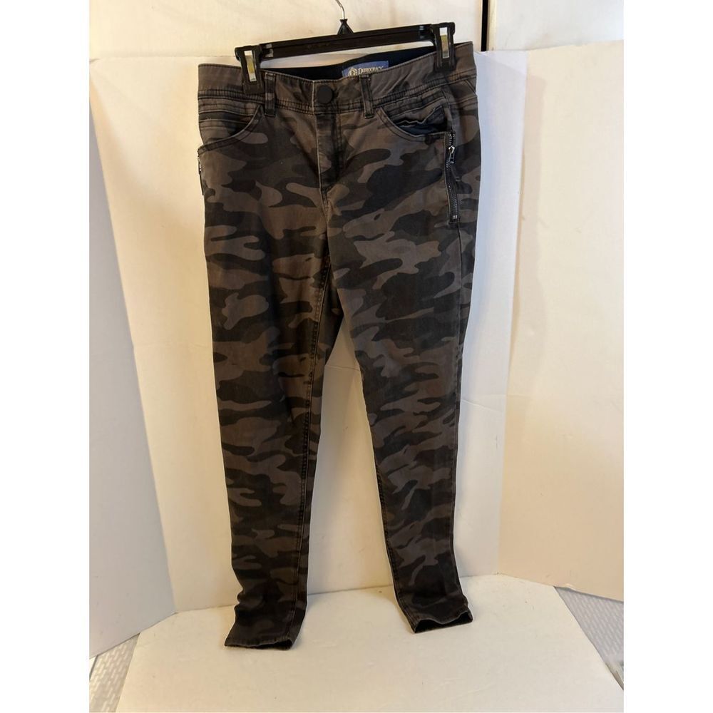 Democracy absolution pants camouflage size 6 slimming‎ skinny green black